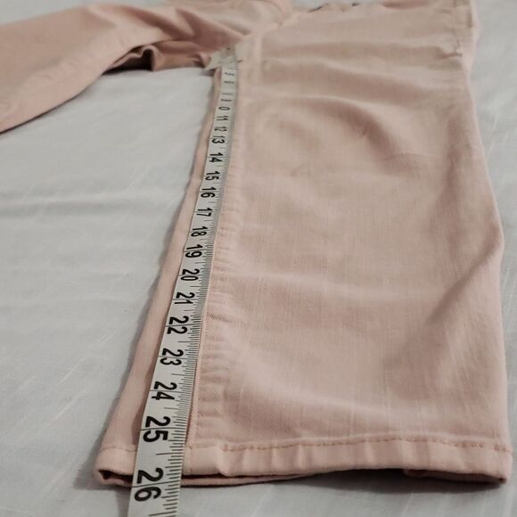 Calvin Klein. Blush Pink 5 Pocket Jeans. Button & Zipper Closure. Size  8 - Picture 12 of 13